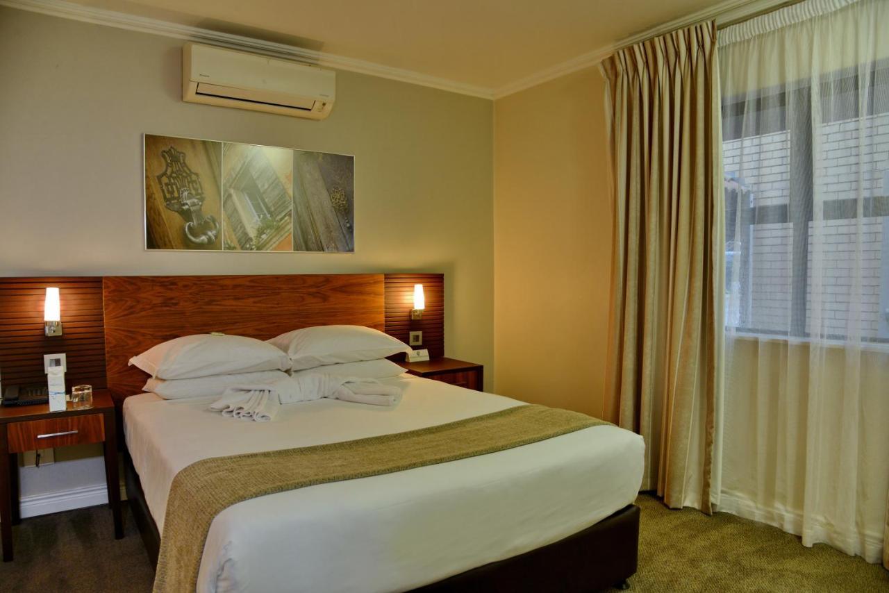City Lodge Hotel Eastgate โจฮันเนสเบิร์ก ภายนอก รูปภาพ